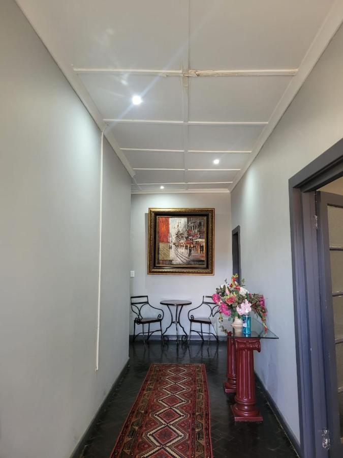 Palm Guesthouse Zeerust 外观 照片